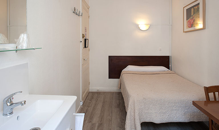 Chambre économique à partir de 35€ dans Lyon, hotel pas cher